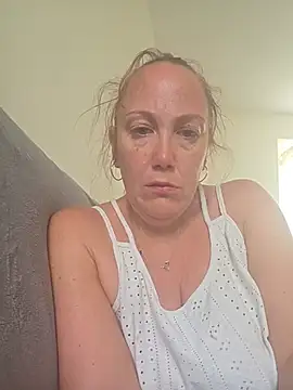 Snapshot of Wisie_Cutie chatting on July 15, 2026, 7:46 am Wisie Cutie online show from July 15, 2026, 7:46 am