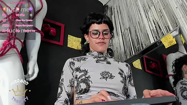 Snapshot of trinitty chatting on October 21, 2025, 2:07 pm trinitty online show from October 21, 2025, 2:07 pm