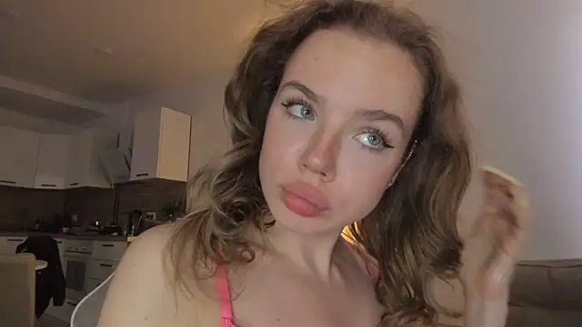 Snapshot of lit_asella chatting on September 17, 2025, 7:32 am lit asella online show from September 17, 2025, 7:32 am