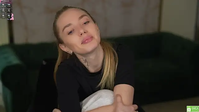 Snapshot of Kisasolo chatting on March 1, 2025, 11:47 pm Kisasolo online show from March 1, 2025, 11:47 pm