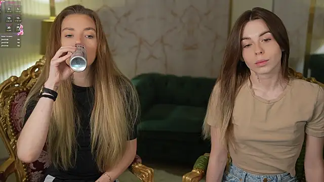 Snapshot of Kisasolo chatting on March 17, 2025, 7:58 pm Kisasolo online show from March 17, 2025, 7:58 pm