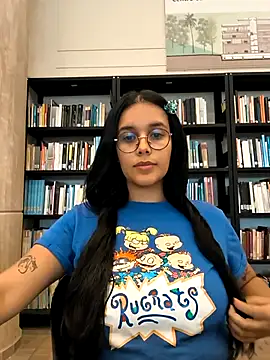 Snapshot of Annya-sweet chatting on October 2, 2025, 6:48 pm Annya-sweet online show from October 2, 2025, 6:48 pm