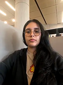 Snapshot of Annya-sweet chatting on October 15, 2025, 2:39 pm Annya-sweet online show from October 15, 2025, 2:39 pm