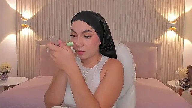 Sooffii 1 online show from February 5, 2026, 2:38 am