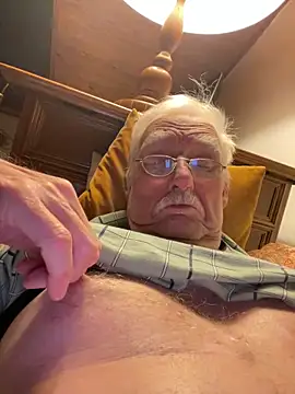 Steffibi1954 online show from November 17, 2025, 8:25 pm