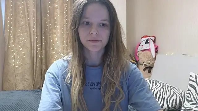 Snapshot of Nate__ chatting on December 18, 2025, 7:25 am Nate online show from December 18, 2025, 7:25 am