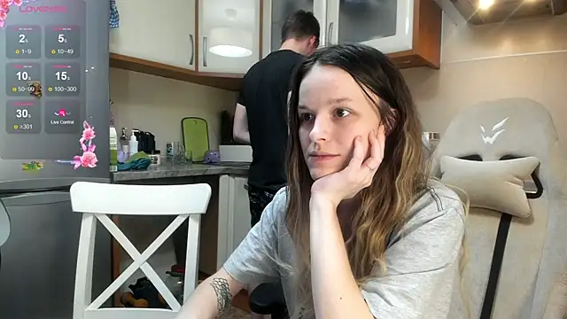 Snapshot of Nate__ chatting on January 6, 2026, 5:11 am Nate online show from January 6, 2026, 5:11 am