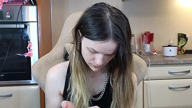 Snapshot of Nate__ chatting on February 1, 2026, 5:50 am Nate online show from February 1, 2026, 5:50 am