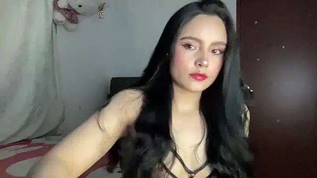 Snapshot of salome_polaniiee chatting on May 5, 2026, 6:43 am salome polaniiee online show from May 5, 2026, 6:43 am