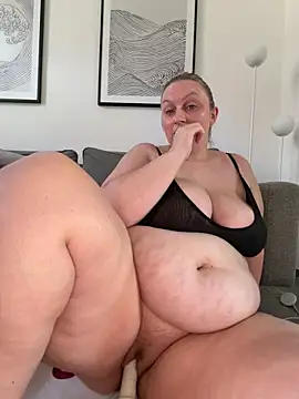 Snapshot of BBW_Nora chatting on June 30, 2026, 8:37 am BBW Nora online show from June 30, 2026, 8:37 am