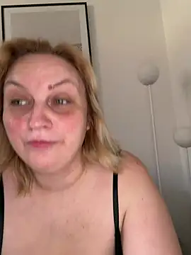 Snapshot of BBW_Nora chatting on July 15, 2026, 7:02 am BBW Nora online show from July 15, 2026, 7:02 am
