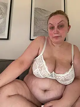 Snapshot of BBW_Nora chatting on July 25, 2026, 6:55 am BBW Nora online show from July 25, 2026, 6:55 am