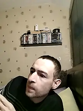 Snapshot of Erimyka chatting on May 7, 2026, 10:04 pm Erimyka online show from May 7, 2026, 10:04 pm
