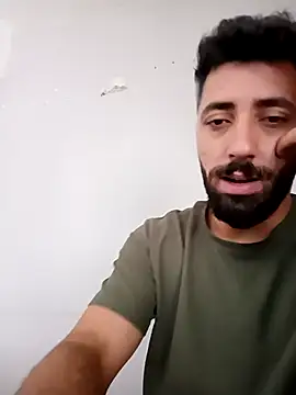 Snapshot of Rakiyy34 chatting on September 22, 2025, 10:28 am Rakiyy34 online show from September 22, 2025, 10:28 am