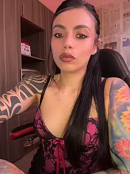 i am nina  online show from June 4, 2026, 8:04 pm