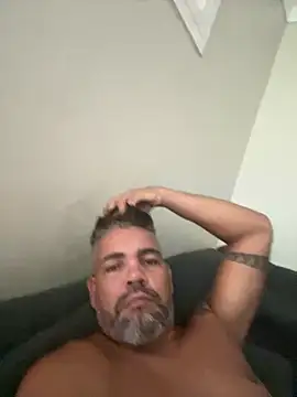 adgato online show from April 23, 2026, 12:01 am