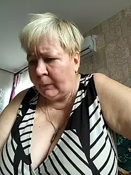 Snapshot of EffectFiona chatting on September 30, 2025, 4:50 am EffectFiona online show from September 30, 2025, 4:50 am