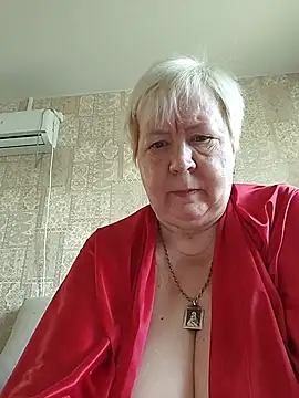 EffectFiona online show from August 2, 2026, 1:04 am
