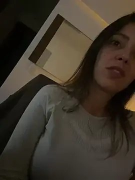 Snapshot of Gipoltergeist chatting on June 24, 2026, 4:22 am Gipoltergeist online show from June 24, 2026, 4:22 am