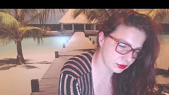 Queen  Natasha online show from July 1, 2026, 9:25 pm