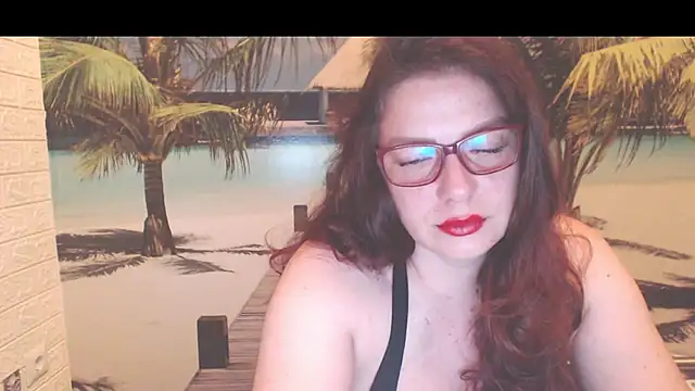 Queen  Natasha online show from July 8, 2026, 10:14 pm