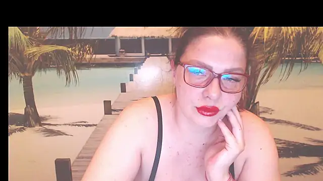 Queen  Natasha online show from July 25, 2026, 7:33 pm
