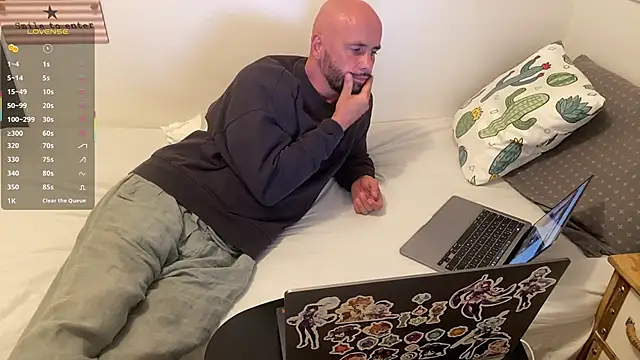 Snapshot of tim_beard chatting on September 28, 2025, 7:08 pm tim beard online show from September 28, 2025, 7:08 pm