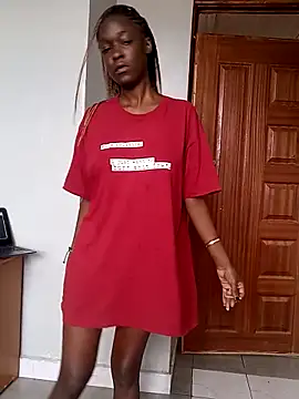 Snapshot of Prettybecs chatting on October 21, 2025, 9:43 am Prettybecs online show from October 21, 2025, 9:43 am