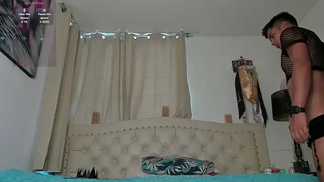 Snapshot of Adams_ricci chatting on February 20, 2025, 12:36 pm Adams ricci online show from February 20, 2025, 12:36 pm