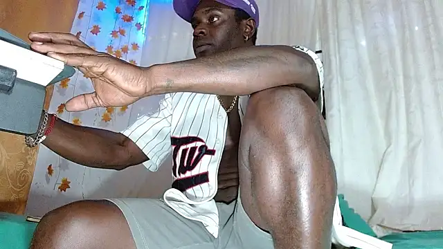 angel bonbom online show from February 4, 2026, 4:29 am