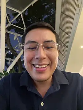 andrewmhilton  online show from February 20, 2025, 11:43 pm