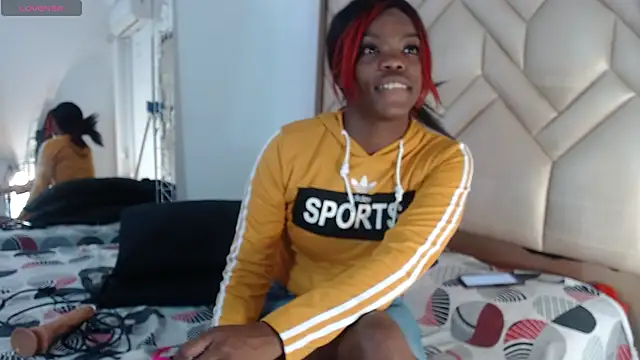 Snapshot of Kenya_Agu chatting on December 14, 2024, 7:03 pm Kenya Agu online show from December 14, 2024, 7:03 pm