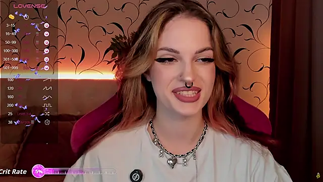 BratzieDarsie online show from September 29, 2025, 11:26 am