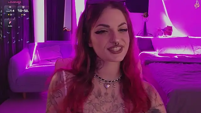 BratzieDarsie online show from June 13, 2026, 2:15 pm