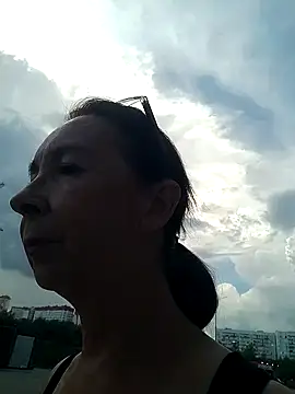 Snapshot of Celine_Faer1 chatting on July 6, 2026, 9:39 am Celine Faer1 online show from July 6, 2026, 9:39 am