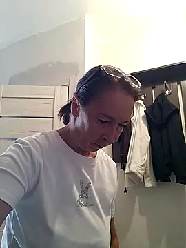 Snapshot of Celine_Faer1 chatting on July 9, 2026, 7:12 am Celine Faer1 online show from July 9, 2026, 7:12 am