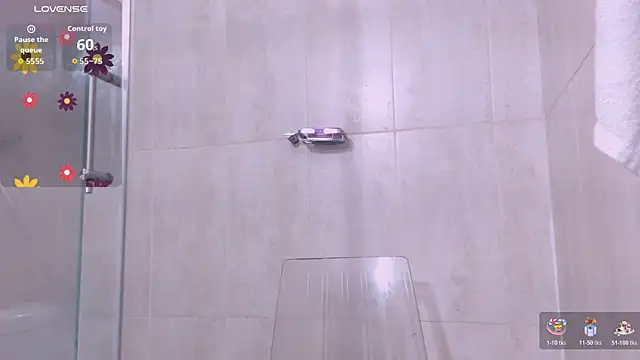 Snapshot of ElizabethBell_ chatting on October 19, 2025, 3:29 am ElizabethBell online show from October 19, 2025, 3:29 am