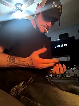 Midwestalpha online show from December 17, 2025, 9:10 pm