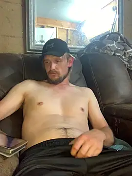 Snapshot of Midwestalpha chatting on June 10, 2026, 10:14 am Midwestalpha online show from June 10, 2026, 10:14 am