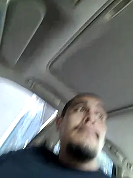 Stomps33 online show from October 26, 2025, 5:19 pm