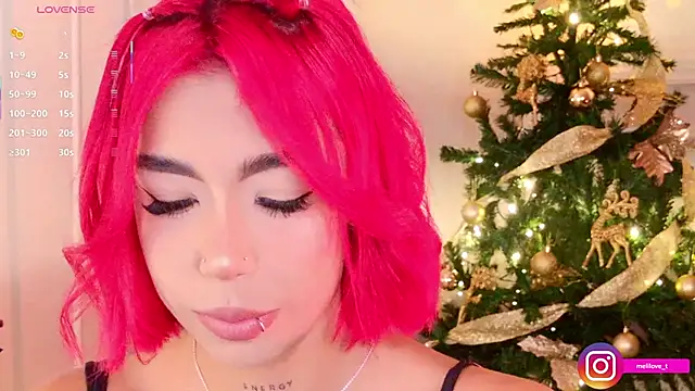 Mely-taylor online show from November 30, 2025, 7:29 pm