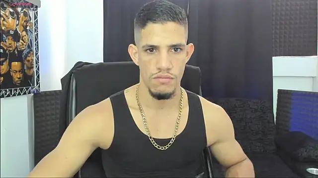 jhonnysnow17 online show from June 7, 2026, 9:07 pm