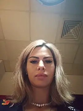 TiffanyMaze online show from June 5, 2026, 5:25 am