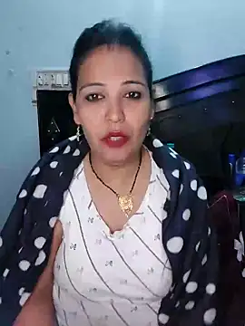 Poojabhabi101 online show from January 2, 2025, 6:40 am