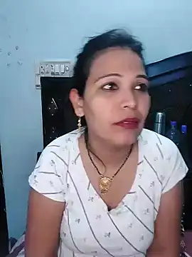 Poojabhabi101 online show from January 2, 2025, 5:50 pm