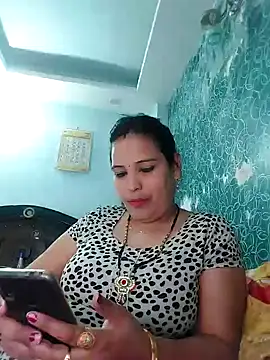 Poojabhabi101 online show from January 26, 2025, 6:59 am