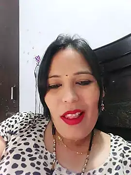 Poojabhabi101 online show from February 6, 2025, 5:35 am