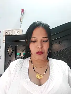 Poojabhabi101 online show from February 20, 2025, 5:23 am