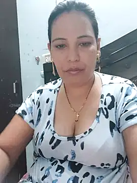 Poojabhabi101 online show from September 18, 2025, 6:15 am