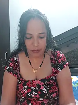 Poojabhabi101 online show from October 8, 2025, 6:00 am